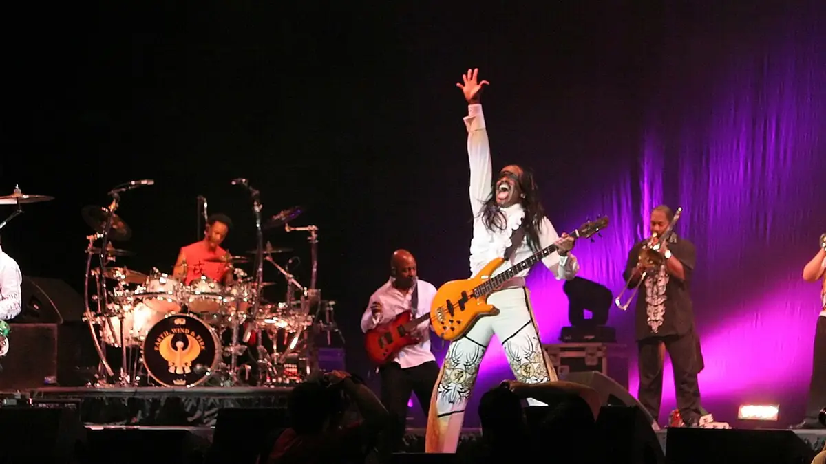 Earth, Wind & Fire performing in 2009