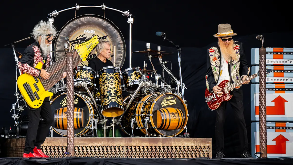 ZZ Top on the main stage (Scream stage), Tons of Rock 2024. First song only, shot from the crowd for festivalguide.no